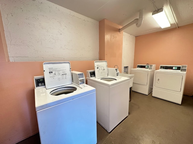 laundry room featuring washer and dryer