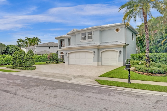 view of front of house featuring a garage