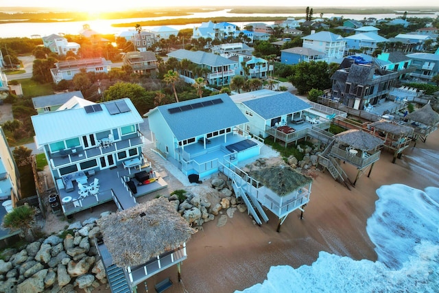 view of aerial view at dusk