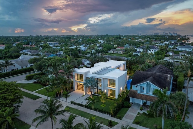 view of aerial view at dusk