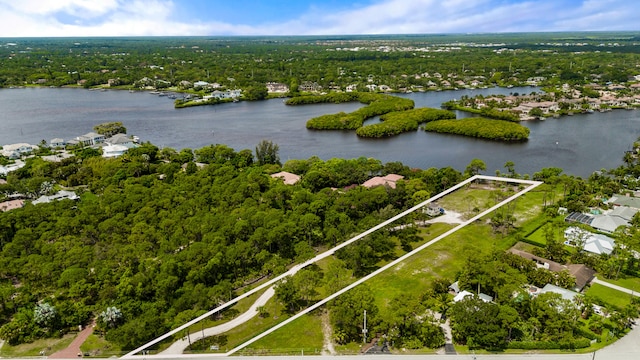 Listing photo 3 for 19000 SE Country Club Dr, Jupiter FL 33469