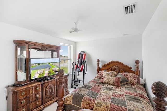 bedroom with carpet flooring and ceiling fan