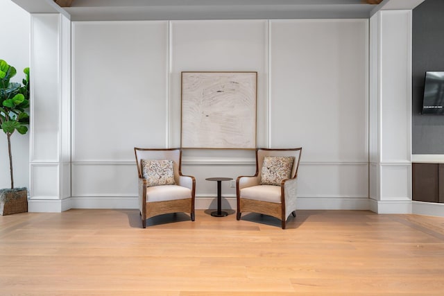 living area with light wood-style flooring