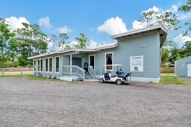 view of front of property