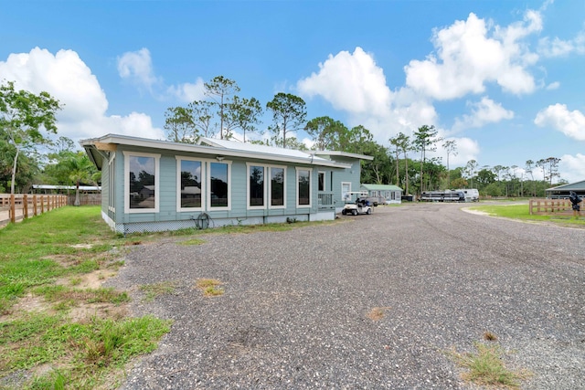 view of front of property