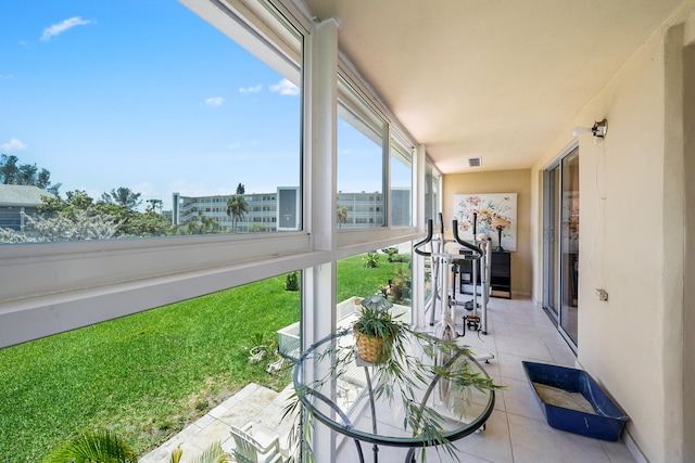 view of sunroom / solarium