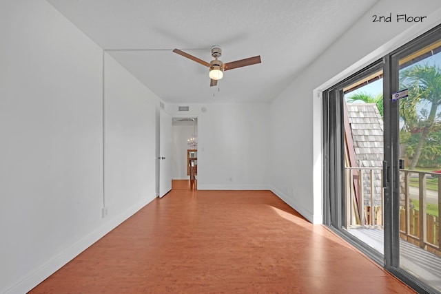 unfurnished room featuring a textured ceiling, light hardwood / wood-style flooring, and ceiling fan