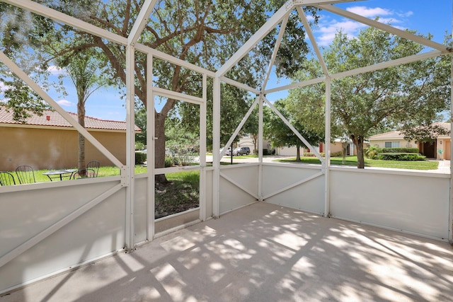 view of unfurnished sunroom