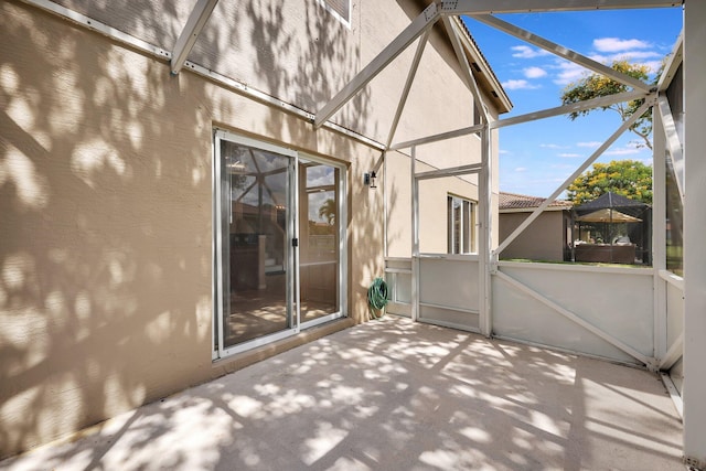 view of unfurnished sunroom