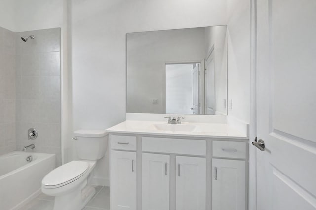 full bathroom featuring tile patterned floors, vanity, toilet, and tiled shower / bath