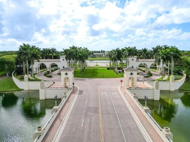 view of property's community featuring a water view