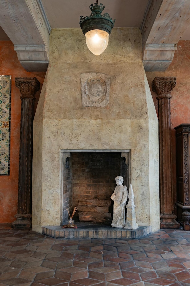 interior details with ornate columns