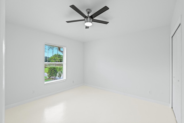 empty room featuring ceiling fan