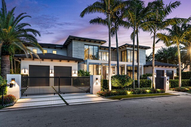 view of front facade with a garage