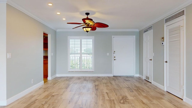 foyer entrance featuring crown molding, recessed lighting, ceiling fan, light wood-type flooring, and baseboards