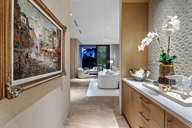 190 NE 5th Ave, Boca Raton, FL 33432 - corridor featuring recessed lighting
