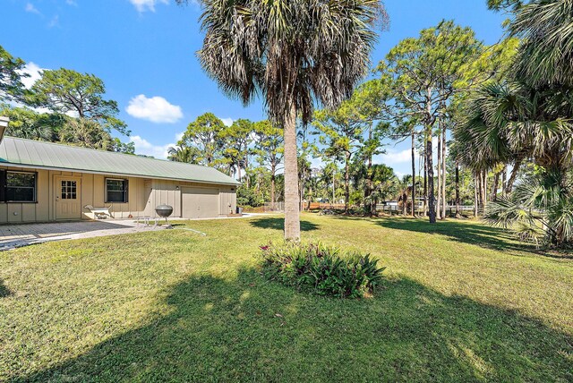 view of yard with a patio area