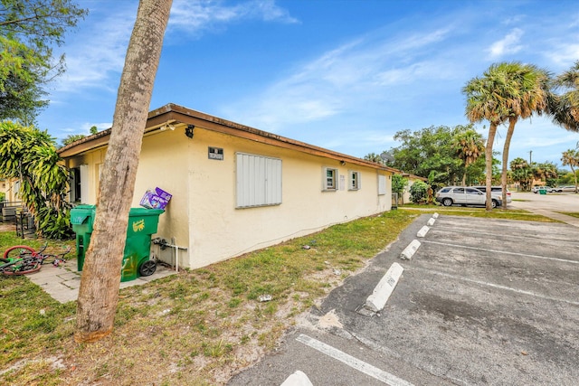 view of home's exterior