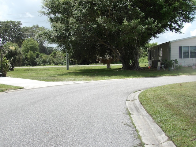 463 Egret Cir, Barefoot Bay, FL 32976