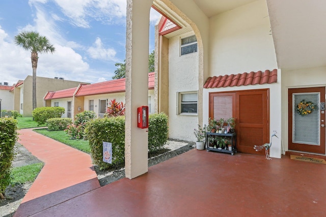 view of property entrance