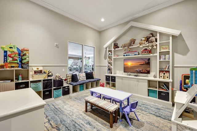 playroom with crown molding