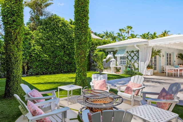 view of patio with outdoor dining area