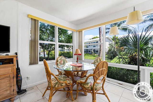 view of sunroom / solarium