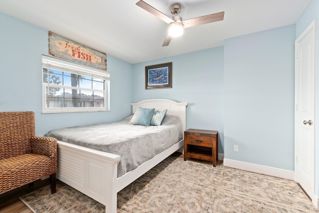 bedroom featuring ceiling fan