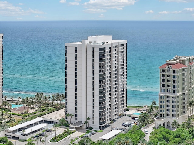 bird's eye view with a water view