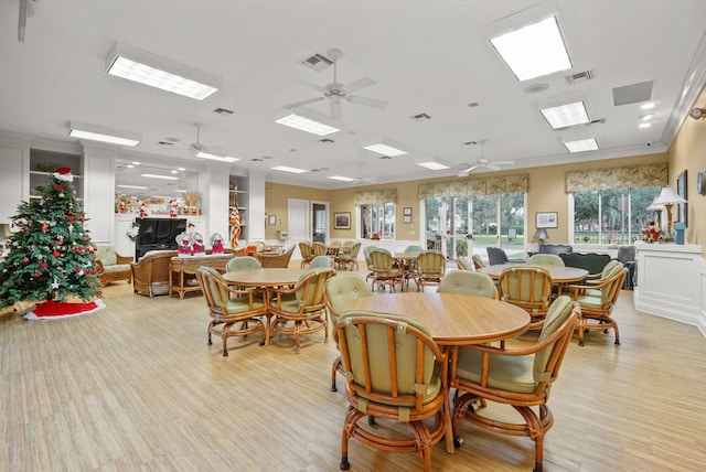 dining space with ceiling fan