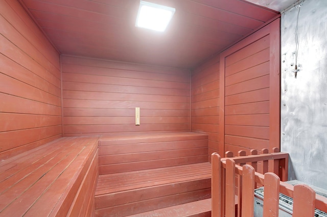 view of sauna / steam room