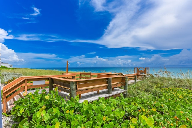 view of property's community featuring a water view