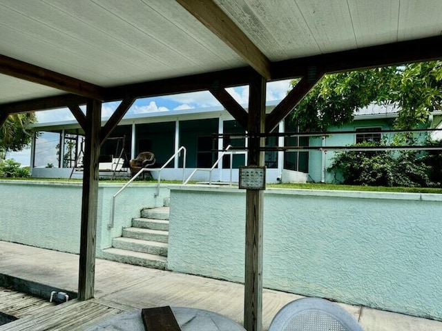 view of swimming pool