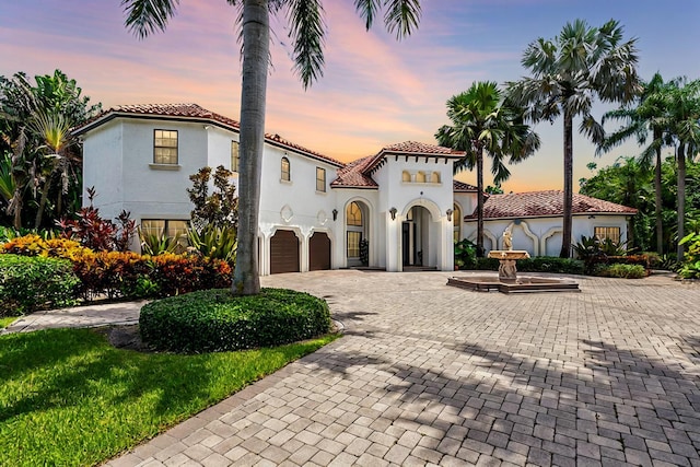 view of mediterranean / spanish-style home