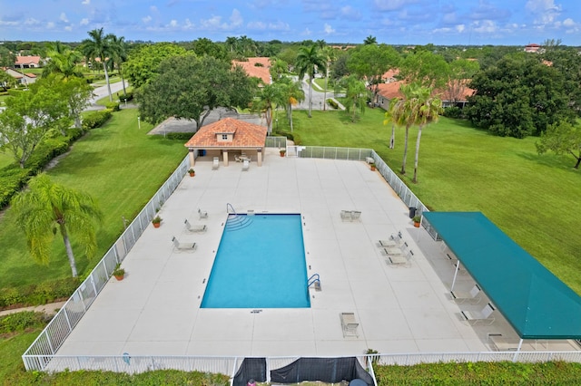 6055 Parkwalk Dr, Boynton Beach, FL 33472 - aerial view of property and surrounding area with a pool