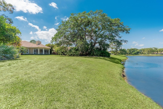 view of yard with a water view