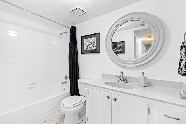 full bathroom with vanity, toilet, a textured ceiling, and shower / tub combo with curtain