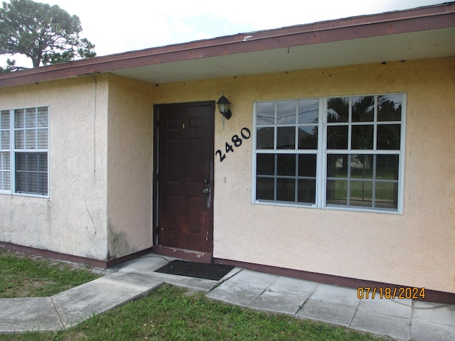 view of entrance to property