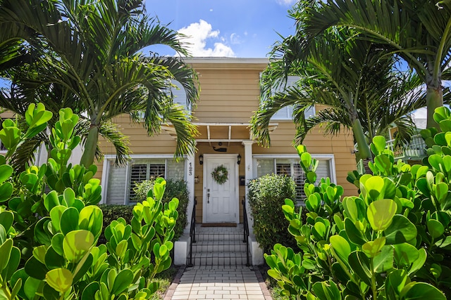 view of front of house