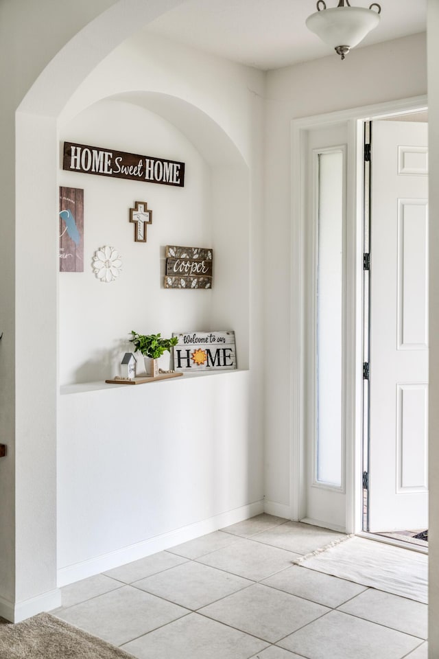 view of tiled entryway