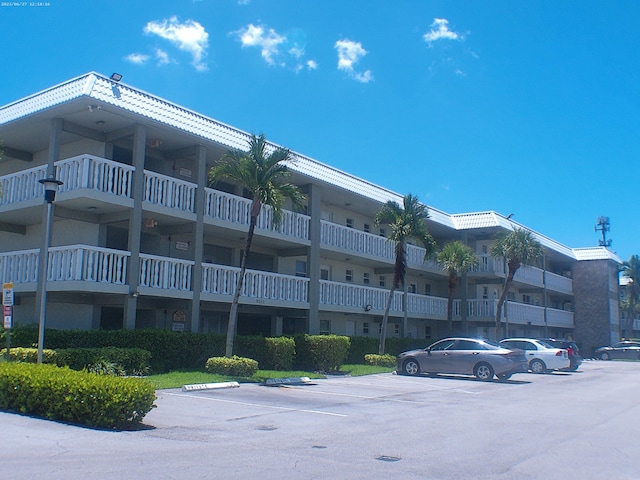 view of building exterior