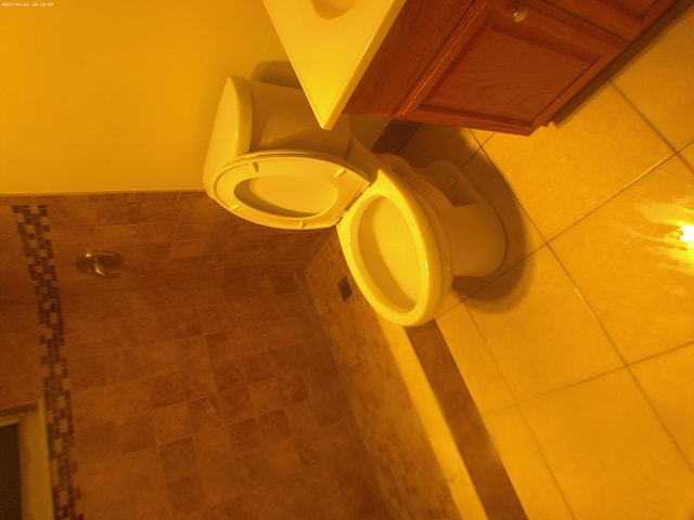 9872 Marina Blvd Unit 1434, Boca Raton, FL 33433 - full bath with tile patterned floors and a shower