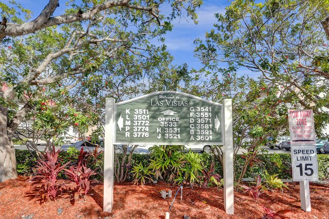 3601 Inverrary Dr Unit 102, Lauderhill, FL 33319 - view of community sign