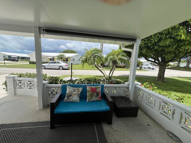 sunroom / solarium with a healthy amount of sunlight