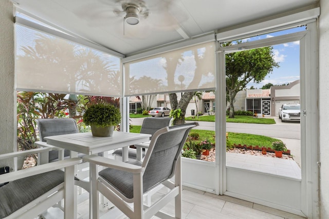 view of sunroom / solarium