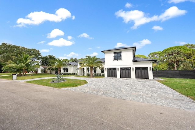 view of front facade with a front yard