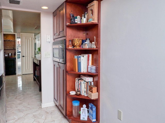 kitchen featuring light tile patterned floors