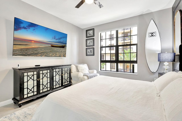 bedroom featuring ceiling fan