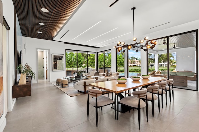 dining space with a notable chandelier