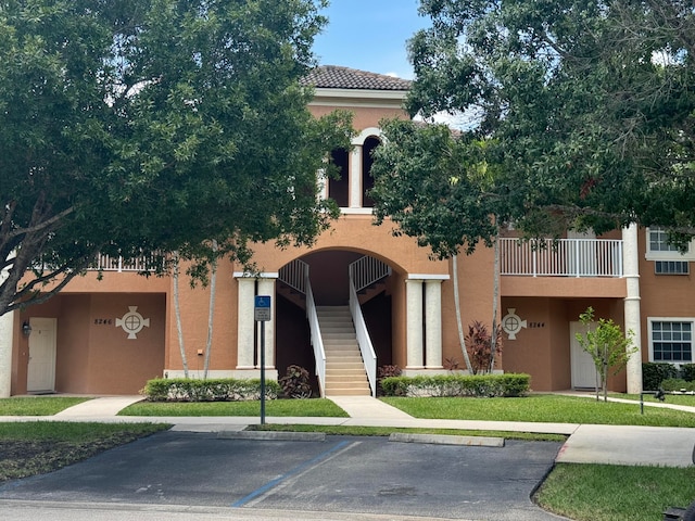 view of building exterior